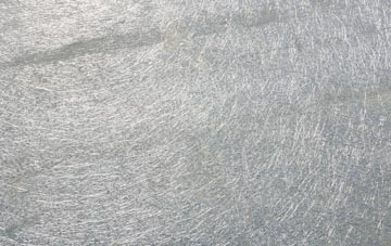 Tallarn Green laminate fibreglass or shingles?